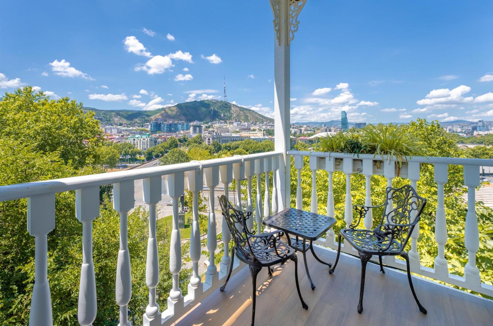 Hotel Passport Τυφλίδα Εξωτερικό φωτογραφία